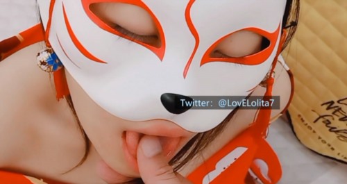 51984-超人气91大神『LovELolita』新作-虐操和服面罩妹子 口爆裹射 高清.jpg